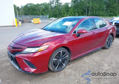 2018 Toyota Camry Xse z USA, uszkodzony, nr VIN 4T1B61HK2JU598066